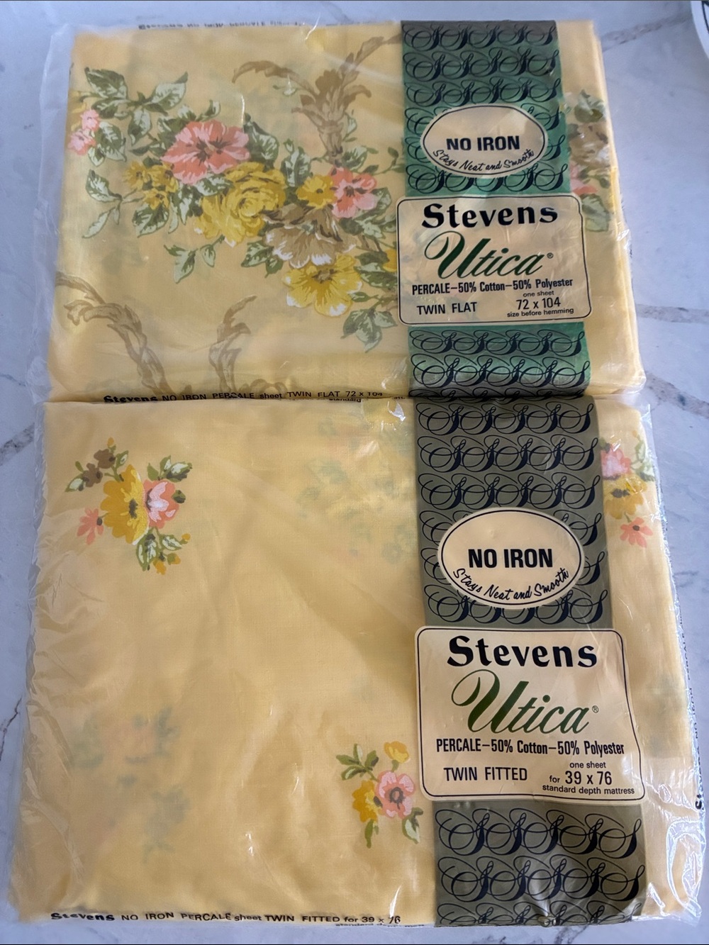 Vintage Stevens Utica - Percale 
 Yellow Floral Twin Sheet Set